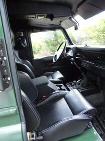 Land Rover Defender 2,5 TD5 - 90 kW - 7