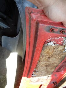 Škoda Garde zadni kapota bez děr na znaky original - 7