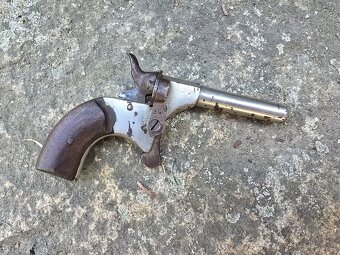 HISTORICKÁ MALÁ FLOBERTKA/ PTAČNICE 6MM - 7