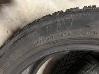 205/50 r17 Michelin Alpin6 - 7