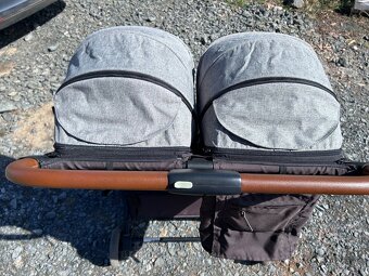 Sourozenecký kočárek X-Lander + korbička - 7