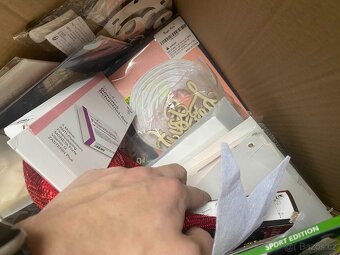 Mystery box (mix narozeninových a párty dekorací) - 7