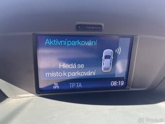 FORD GRAND C-MAX 1,6i16V TITANIUM  7.MÍST - 7