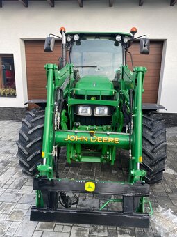 John Deere 5820 - 7