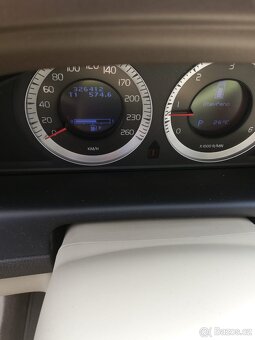 VOLVO XC60 - 7