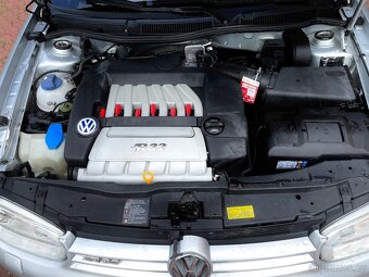 Volkswagen Golf mk4 r32 - 7