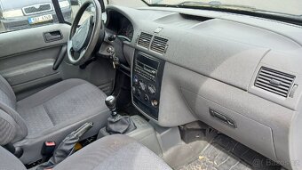 Ford tourneo connect 1.8 benzin,85kw - 7