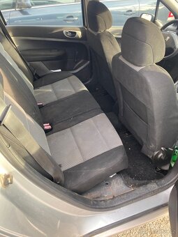 Prodám Peugeot 307 Break 2.0HDI 66kw 2004 - 7