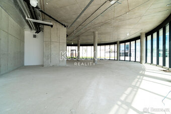 Pronájem obchodního prostoru 378m2 v budově Organica, Moravs - 7