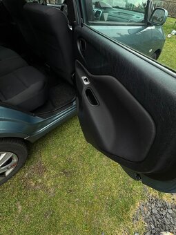 Mitsubishi space star 2004 - 7