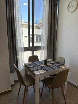 BYT 1+KK ,DURRES,CELKOVÉ REKONSTRUKCI - 7