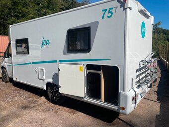 Pilote-JOA,1500km,5osob,garaz,klima,tempo,solar,alu,023,novy - 7