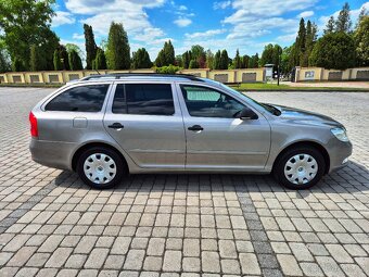 ŠKODA OCTAVIA 2 COMBI facelift 159tis.km pouze servis Škoda - 7