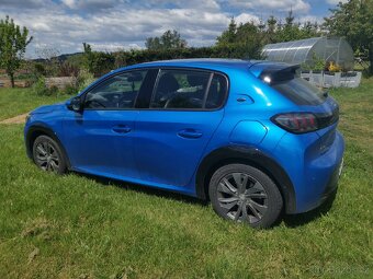 Peugeot e-208 - 7