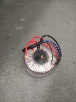 Transformátor Toroidní 22V, 10V - 7
