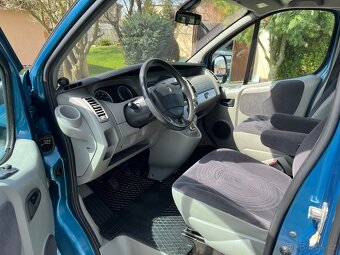 Renault Trafic Passenger 2.0 dCi - 7