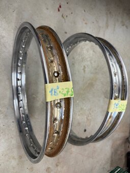 Prodám originální díly na Jawa - 7