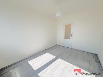 Stylový byt 2+kk po rekonstrukci komfortní bydlení v Roudni - 7