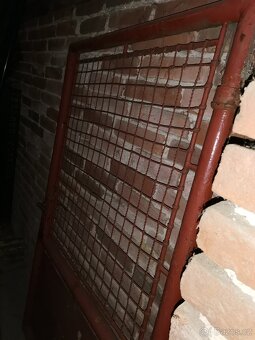 Brána dvoukřídlá a branka - 7