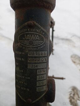 Jawa 350 kyvačka rám se štítkem - 7