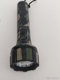 Dvakrát LED ARMY svítilna 4x dioda v top stavu - 7