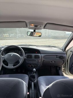 Renault Megane 1.4 16V 89 400km - 7