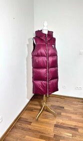 Maxi péřová vesta Tommy Hilfiger nová bez visačky - 7