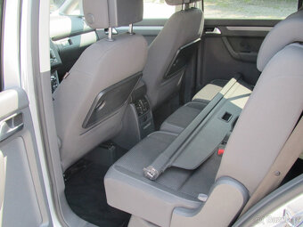 Volkswagen Touran 1.4 Fsi 7Míst - 7