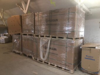 Akce Solární panely 565w Huasun bifacial silver frame - 7