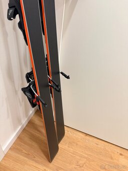 Zánovní slalomové lyže Atomic Redster S7 170cm 22/23 - 7