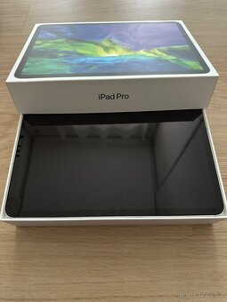 Apple iPad Pro 11 (2020), 128GB Wi-Fi + Apple Pencil - 7