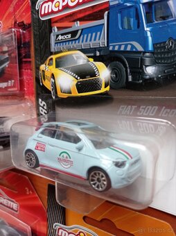 Majorette (2) 1:64 - 7