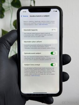 iPhone 11 64GB černý - záruka, DPH - 7