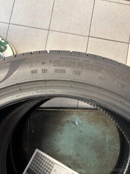 Letní pneu Pirelli P Zero 22" - 7