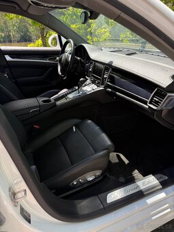 Porsche Panamera 4 - 7