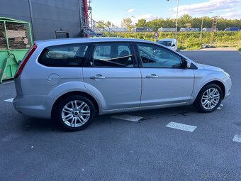 Ford Focus, 1.6TDCi GHIA digi klima NOVÁ STK - 7