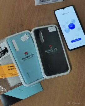 Huawei P30 Top Stav - 7