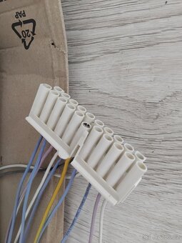 set - elektrická trouba a varná deska značky ZANUSSI - 7