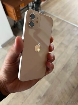 iPhone 12 - 7