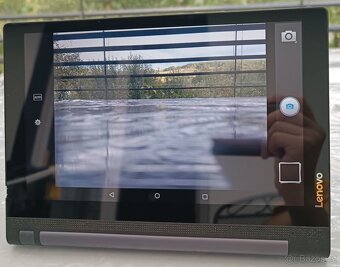 Tablet Lenovo Yoga Tab / 16GB / Wifi / 2GB RAM / 10" - 7