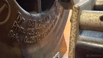 Autotransformátor Retro 125V/220V - 7