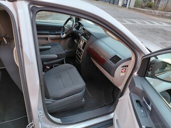 Chrysler Grand Voyager 2.8CRD Automat,2011,7.Míst,Long - 7