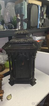 Hodně stará schránka/skříňka/ - 7