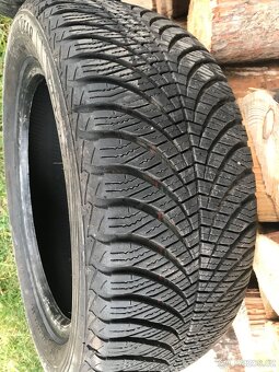 Celorocni pneu 195/55/15 - 7