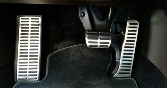 Pedály Vw Passat B6 B7 CC Golf man / automat. - 7