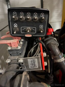 jar met postřikovač - 7