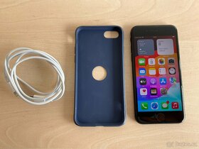 iPhone SE (2020) 64GB Černý, baterie 91% - 7