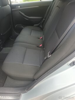 Avensis D-4D 2.0 93kW - 7