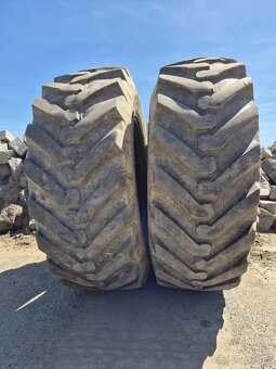 440/80-28 (16.9-28) IND 163A8 Michelin Power CL - 7
