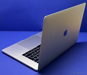 MacBook Pro 15” 2019/16GB RAM/Intel i7/256GB SSD/ Záruka - 7